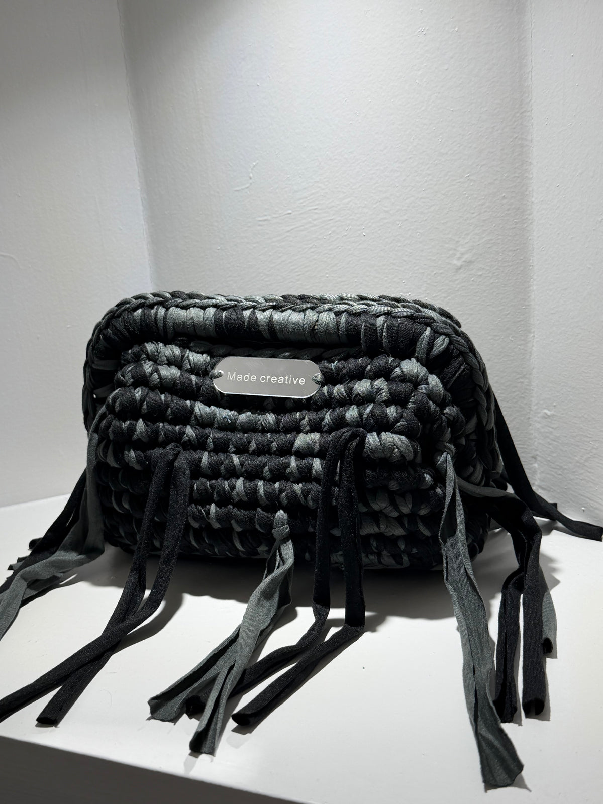 Tassel clutch