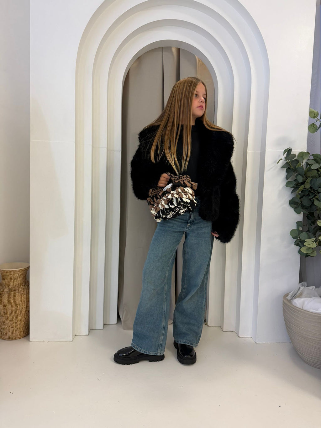 frill handbag